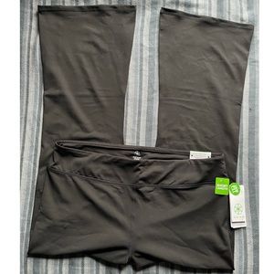 COPY - Gaiam black short length yoga pants size XXL